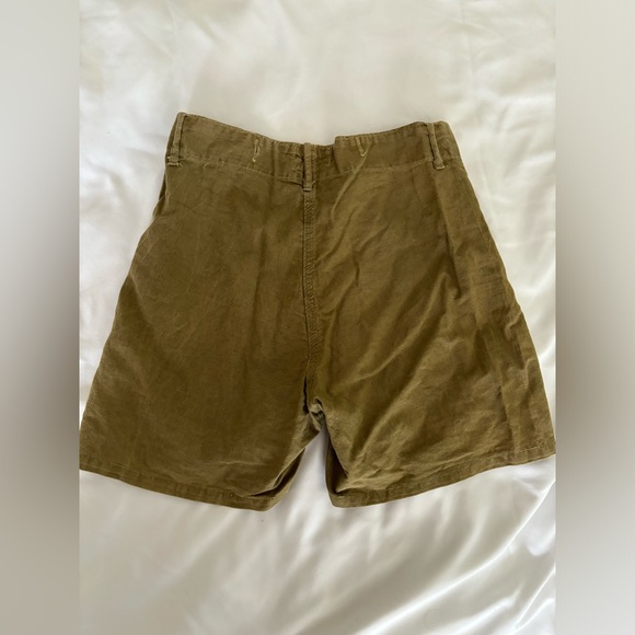 VINTAGE 1950’s Womens Army Green Shorts - Picture 2 of 4
